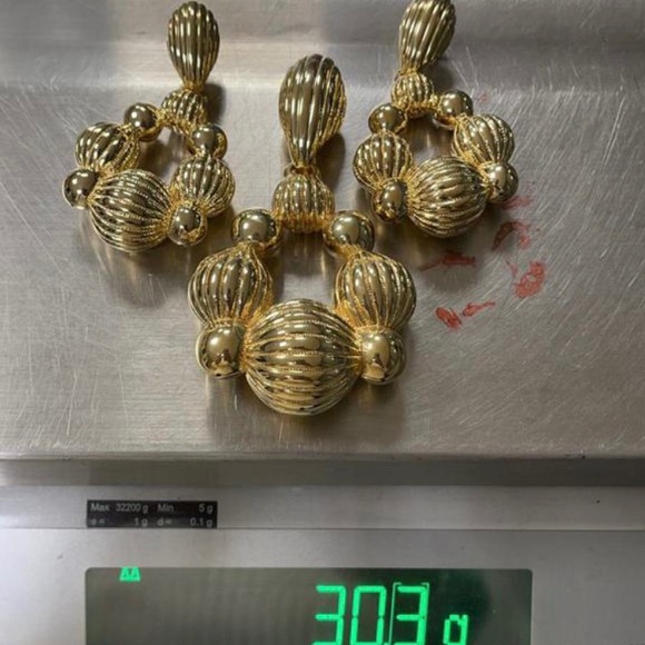 18Kt solid Italian gold - Picture 3 of 4